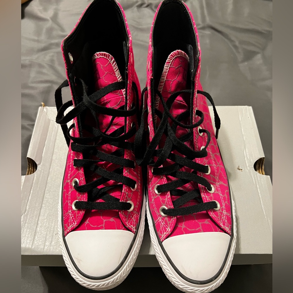 Converse “Cons” Pink Sneakers - Picture 2 of 10